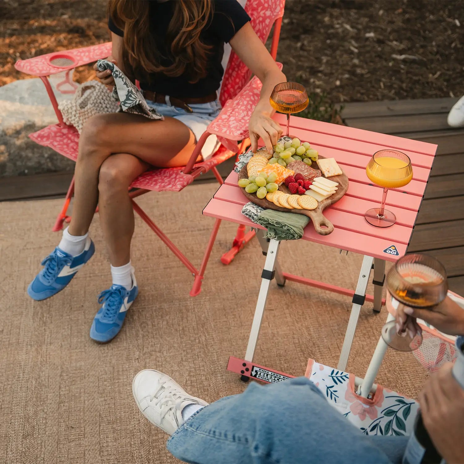 Compact Camp Table 20 | Featured Outdoor Choice | Outlandridge 81FC 32
